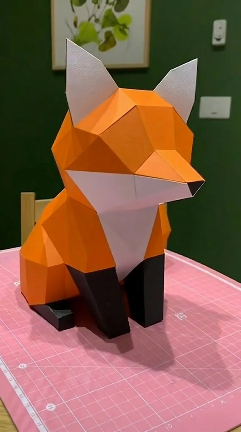 Papercraft montado por cliente Mundo Colagem 4